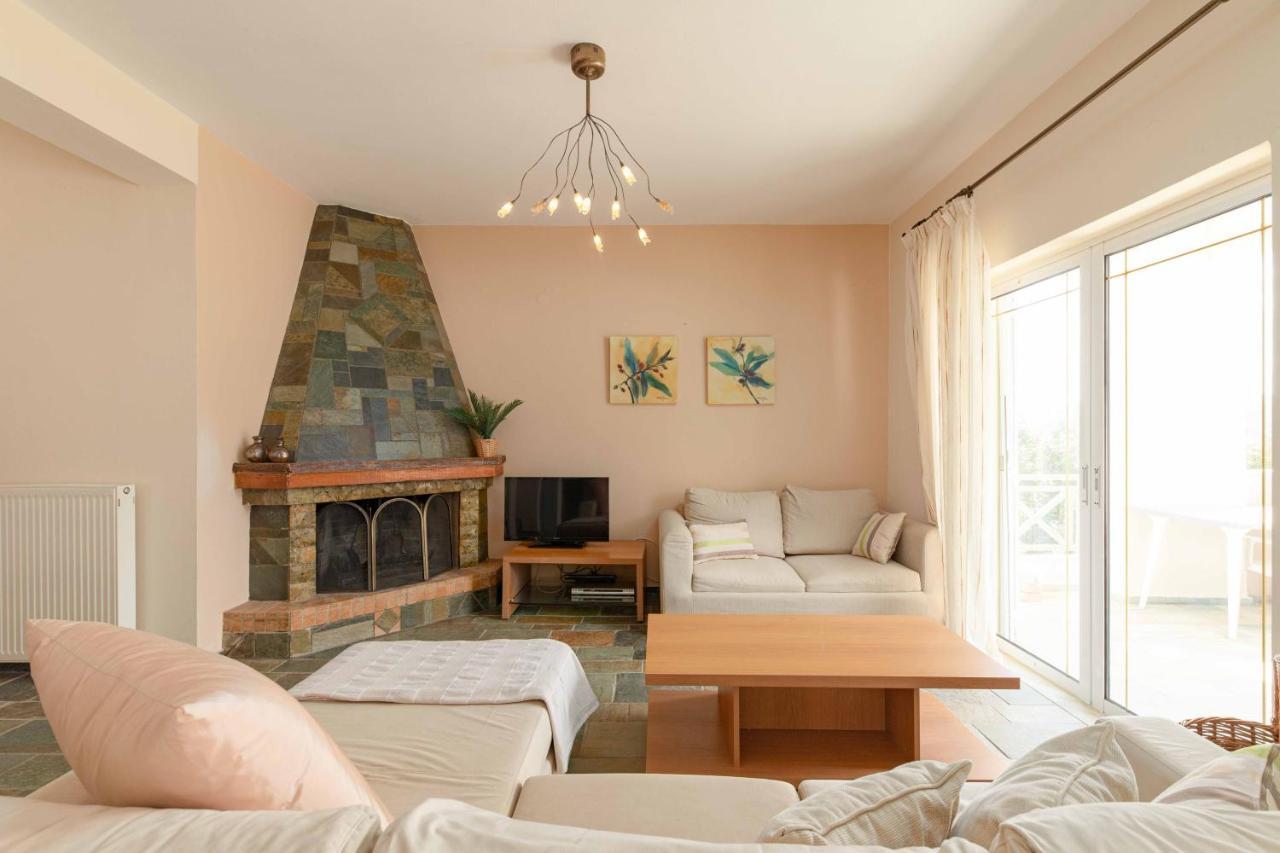 Villa Melenia For Family Holidays By The Beach Agia Pelagia Екстериор снимка