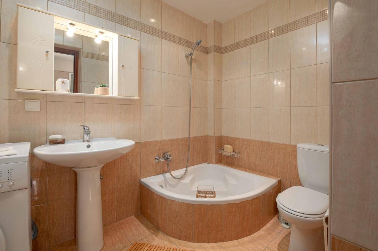 Villa Melenia For Family Holidays By The Beach Agia Pelagia Екстериор снимка